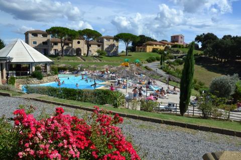 Ferienwohnungen mit Pool, Toskana-Küste