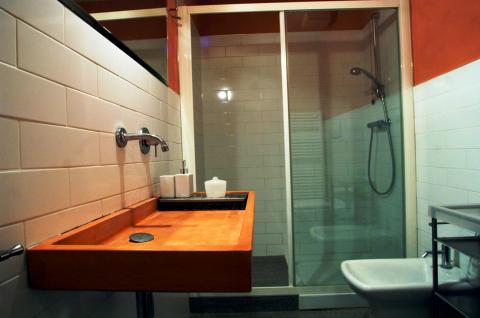 Badezimmer Drei-Zimmer-Wohnung Pozzo