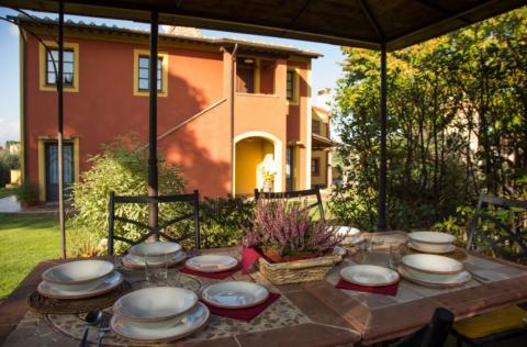 Gastronomischer Traum: Ferienunterkunft nahe der Küste | Tritt-toskana.de