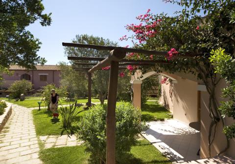 Cala di Falco Resort im Norden Sardiniens, Tritt Case in Italia