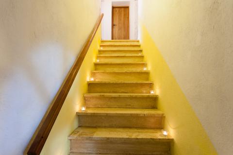 Steintreppe im Casa al Pino Toskana