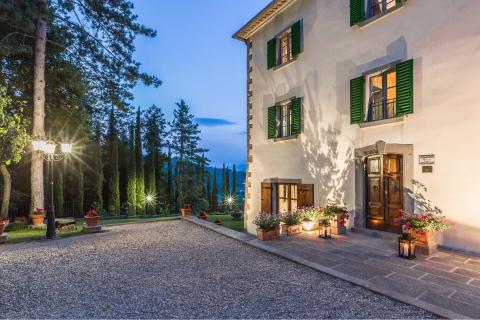 Luxuriöser Palazzo Monterchi ideal für toskanische Traumhochzeit