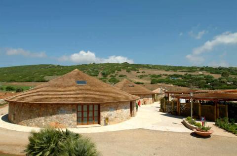 Residence Corallo, Ferienwohnungen Sardinien. Tritt Case in Italia