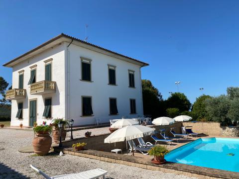Freistehende Villa mit Pool, Toskana