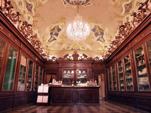 Die Apotheke Santa Maria Novella in Florenz