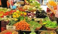 Toskanische Spezialitäten: Obst und Gemüse aus der Region