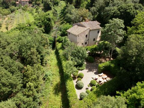Schloss Ginori di Querceto, Unterkunft im historischen Dorf nahe Pisa |Tritt-toskana.de