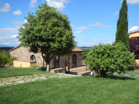 Agriturismo mit Pool und Ferienwohnungen, nahe der toskanischen Küste