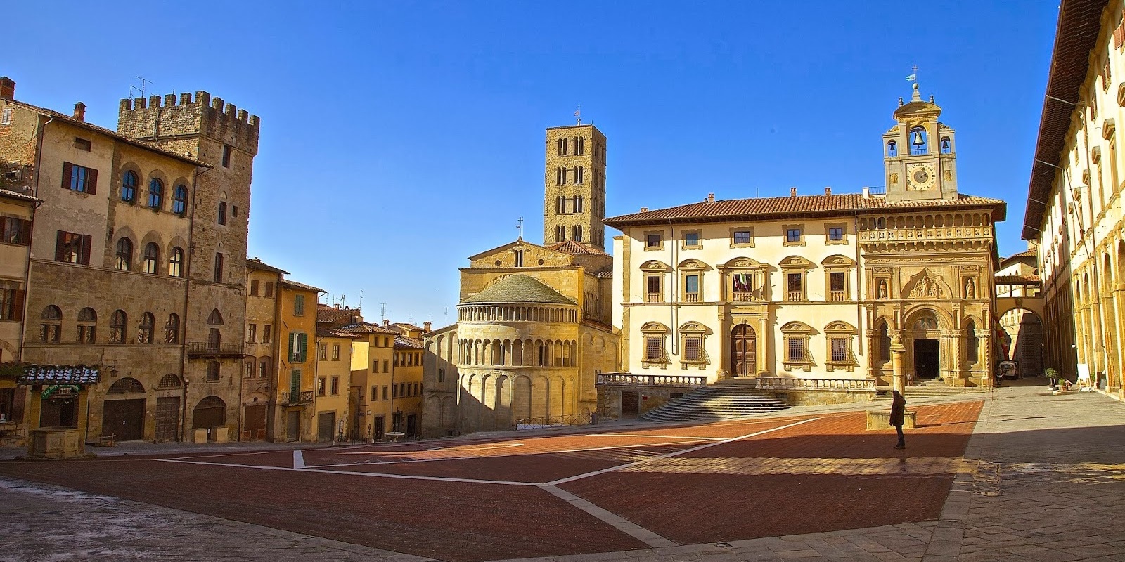 Arezzo Pizza Grande