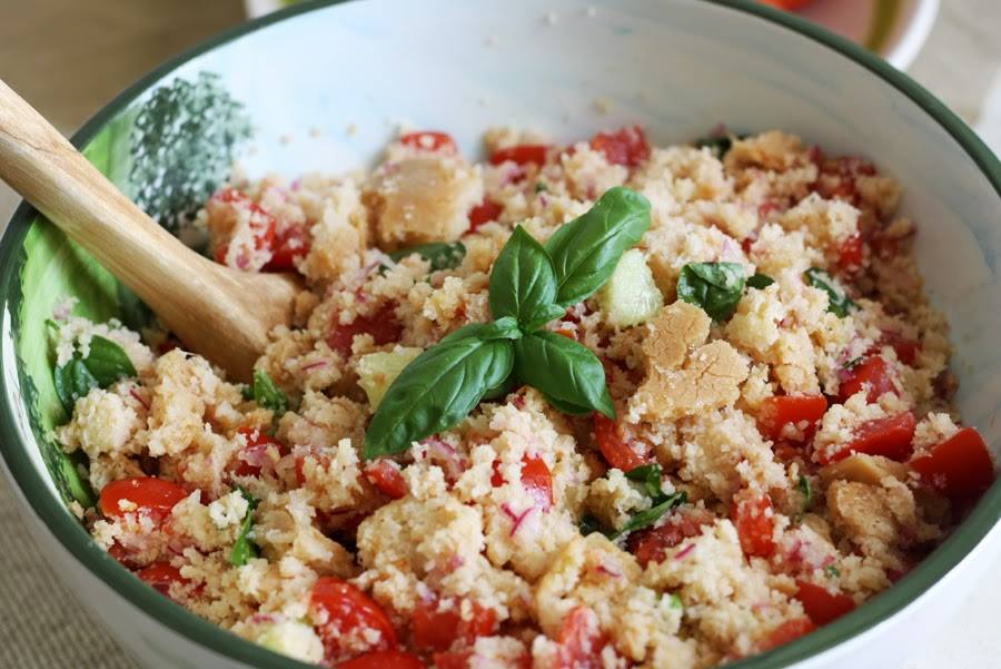 typisches toskanisches Gericht Panzanella