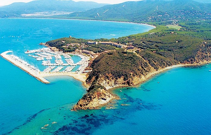 Punta Ala an der Küste der Maremma in Süden der Toskana