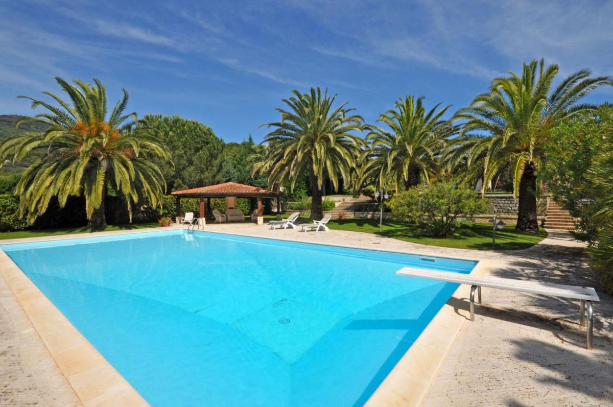 Villa Campo in Marina di Campo Elba Toskana