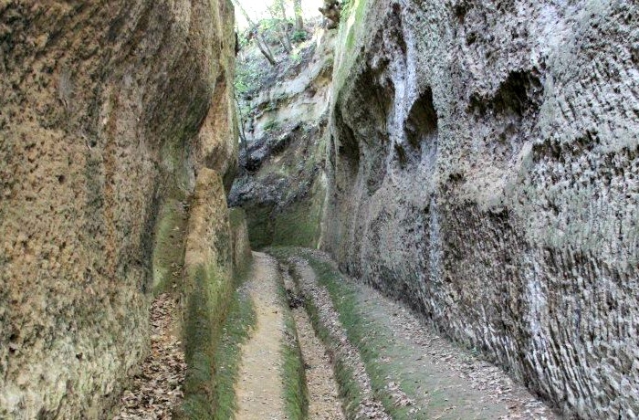 Pitigliano Via Cava Etrusker Toskana