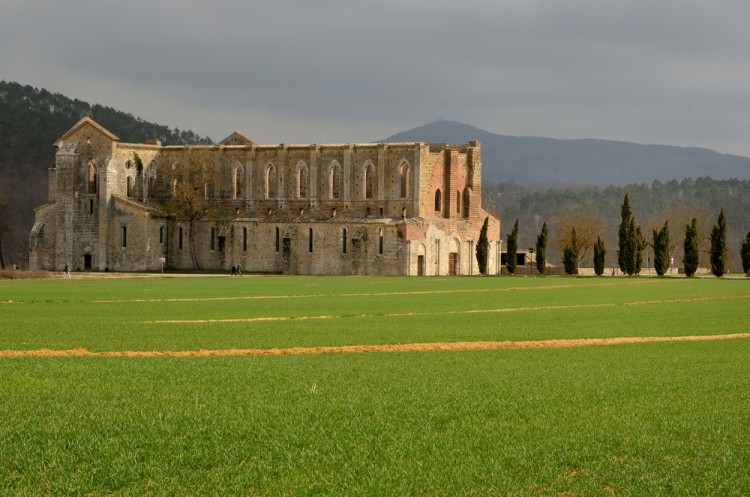 San Galgano Panorama der Abtei in dr Toskana