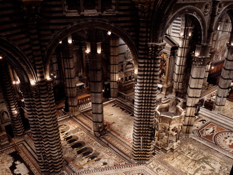 Marmorfußboden der Kathedrale von Siena Toskana