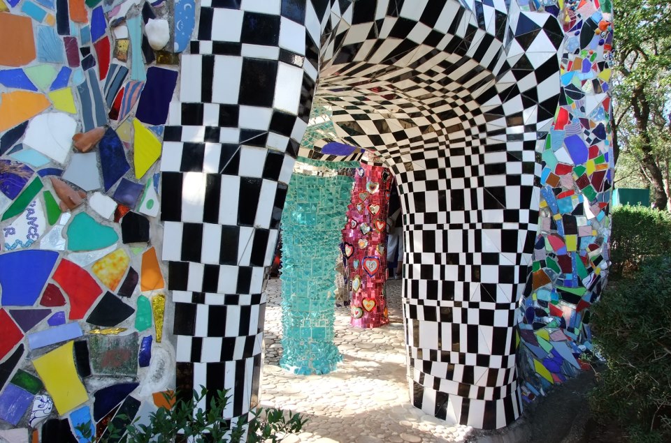 Giardino dei Tarocchi von Niki Saint Phalle Capalbio Grossto Toskana